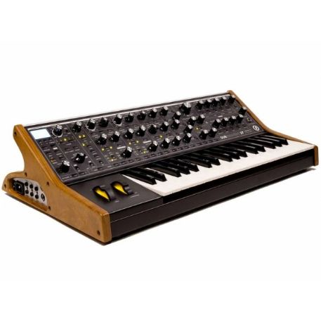 SINTETIZZATORE ANALOGICO MONO E PARAFONICO MOOG SUBSEQUENT 37