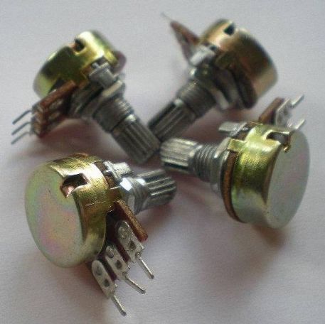 POTENZIOMETRO ROTATIVO VOLUME LINE/MIC PER CASSA DIFFUSORE ATTIVO MAXX 2 A FBT MAXX2A