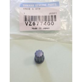 COPRIPOTENZIOMETRO YAMAHA VZ677400 PER 01V KNOB S